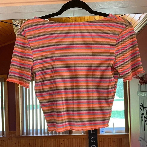 SHEIN, Button Front Striped Crop Top, Sz Sm, NWOT - Picture 3 of 4